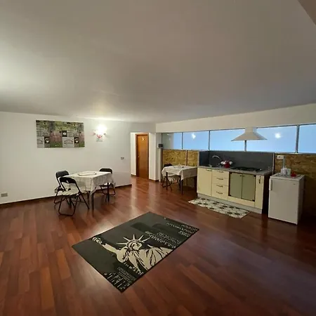 Tra Mare E Monti Konukevi Giarre