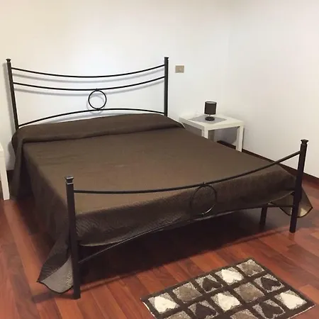 Tra Mare E Monti Konukevi Giarre